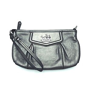 COACH MADISON LEATHER LARGE CAPACITY WRISTLET